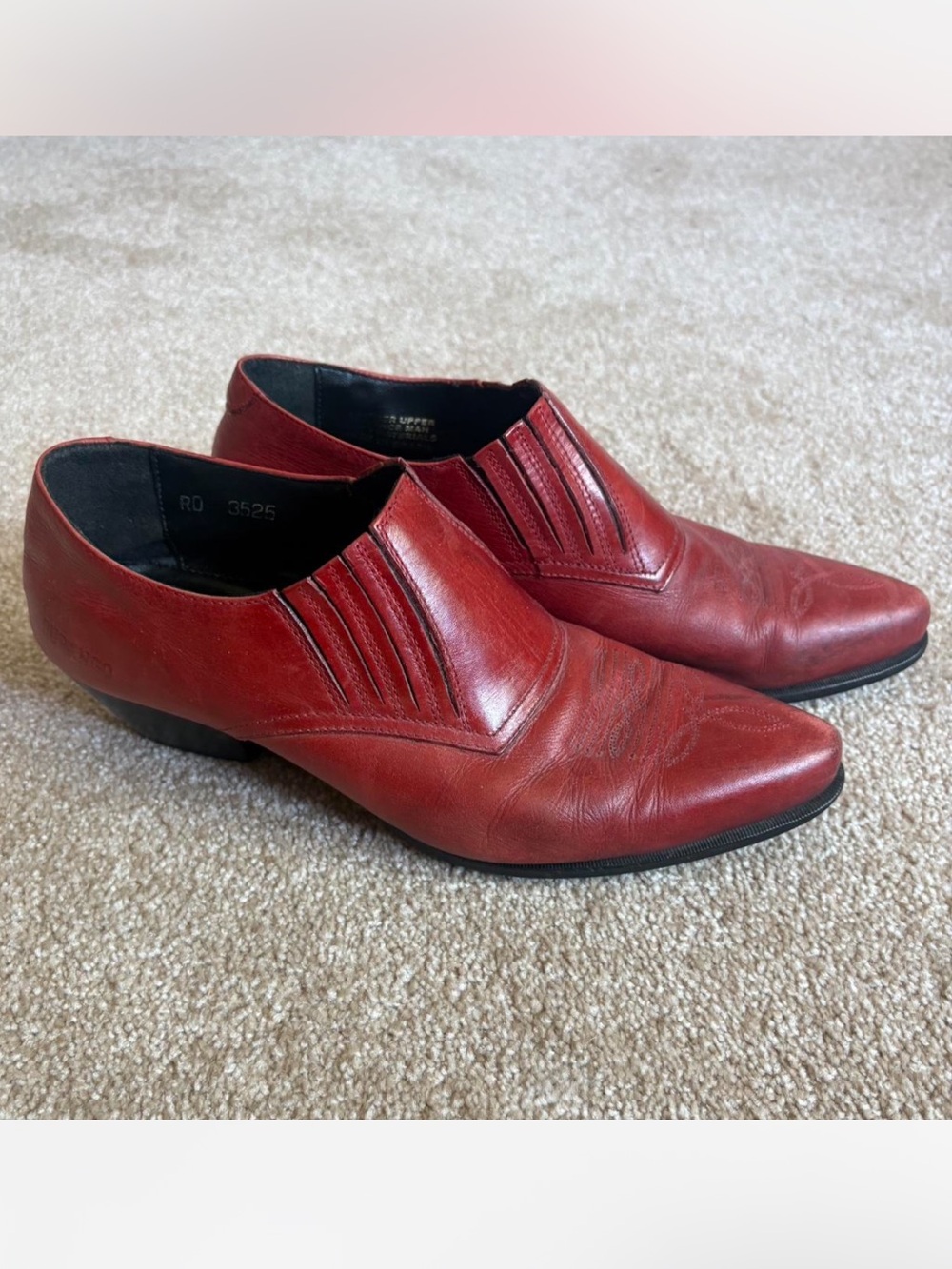 Women’s vintage red Durango cowboy booties